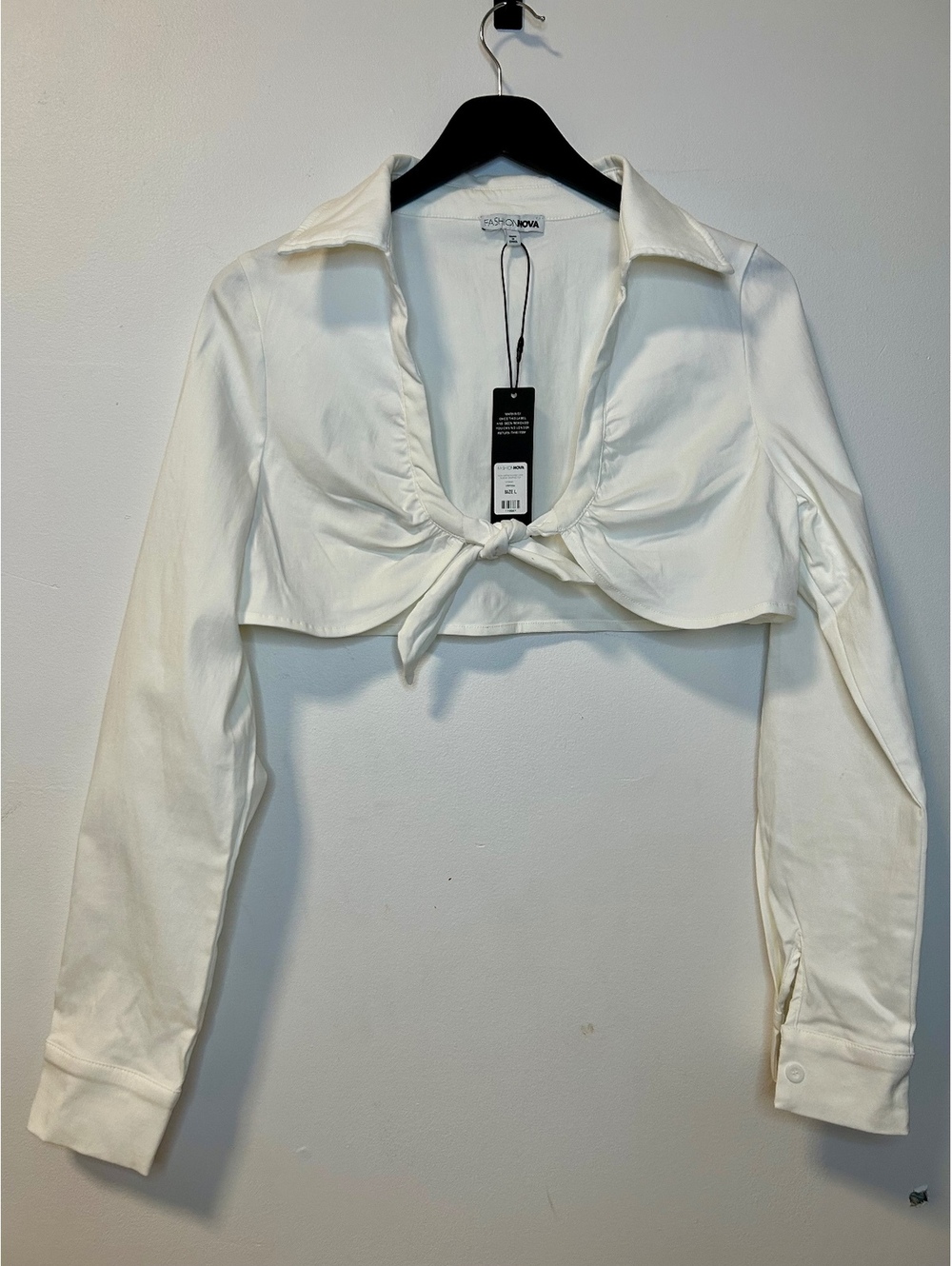 Fashion Nova Tie Front Crop Top White Size Large NWT